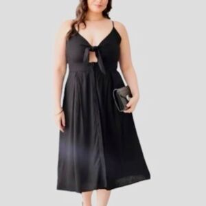 NWT GILLI Black Button Down
Peek-A-Boo Bandeau Bust